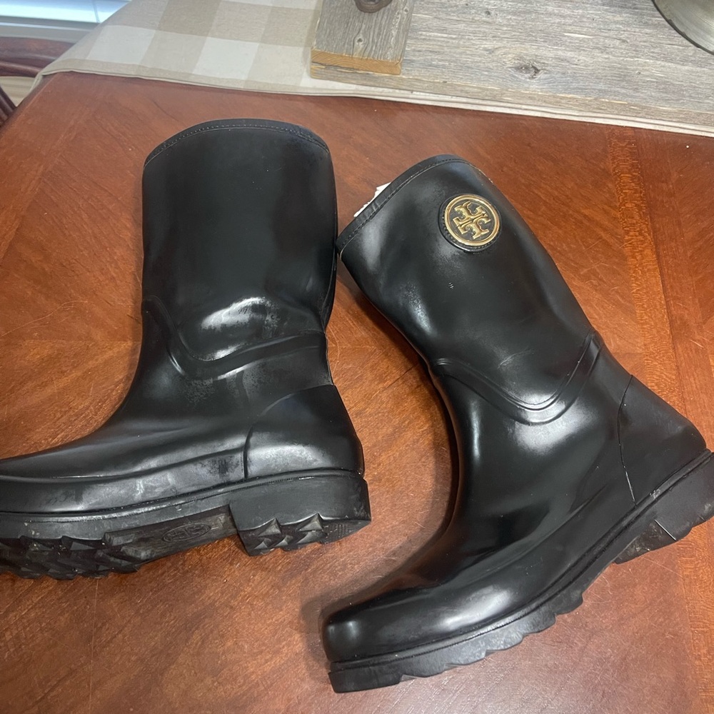 Tory Burch Maureen Rain Boots *Read* - Picture 13 of 13
